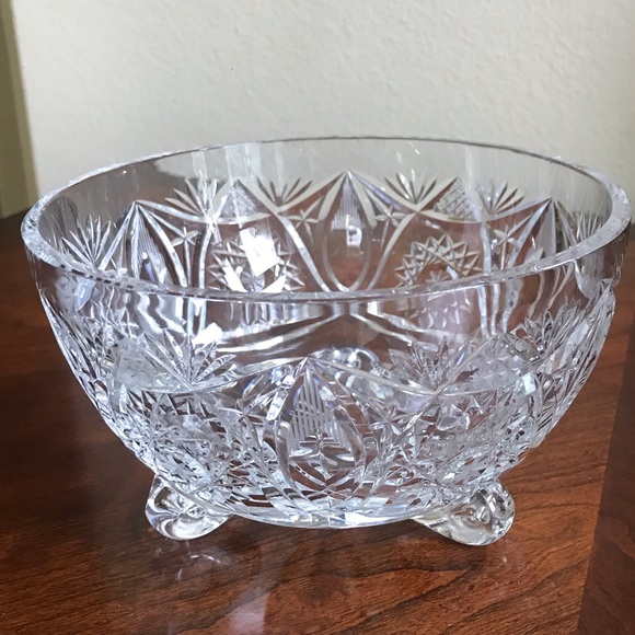 Dining Vintage Cut Crystal Bowl With Applied Swirl Footed Details